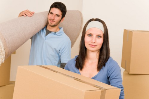 Packing support for a Chelsea property with narrow access