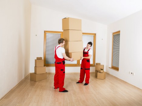 Packing and loading items for a commercial relocation